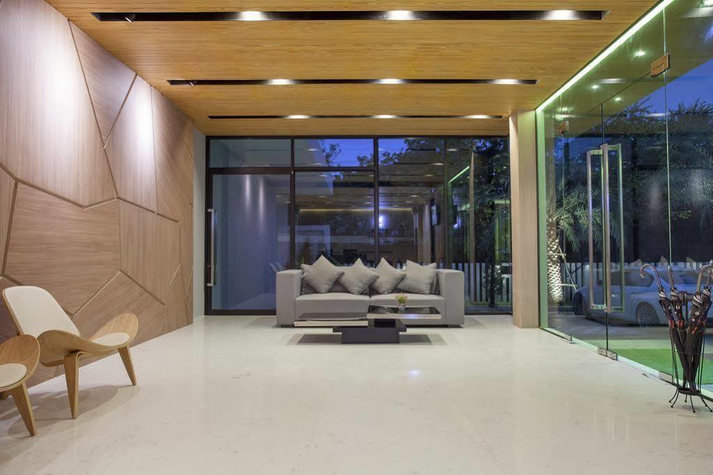 The Zense Boutique Hotel Phitsanulok Exterior photo